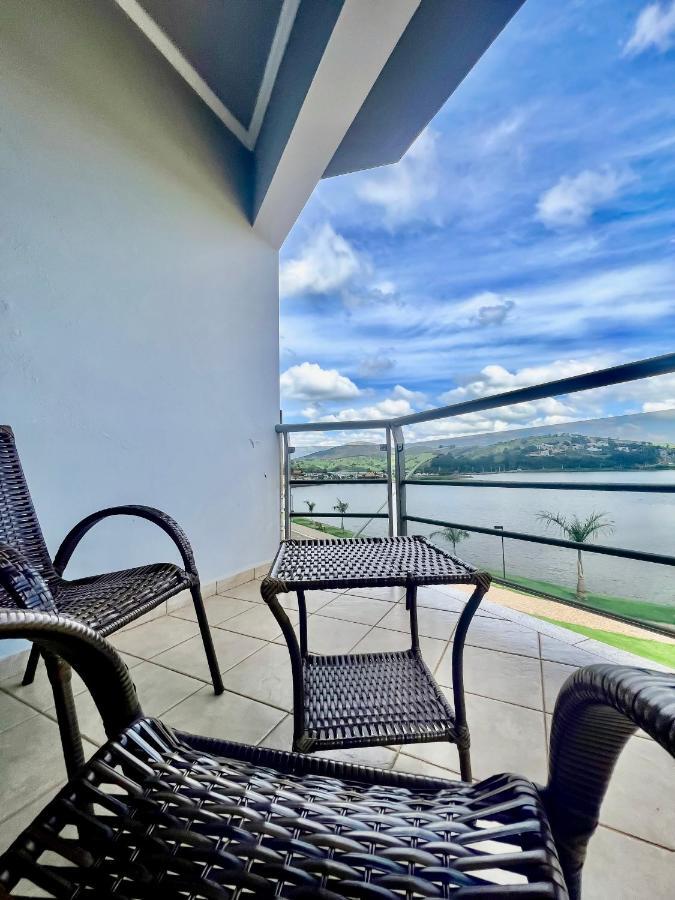 Lara'S Hotel กาปีตอลิโอ ภายนอก รูปภาพ